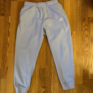 Nike sweat pant. Size large. Great condition. Only worn a few times.